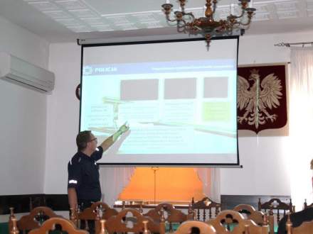 Prelekcja o cyberprzemocy